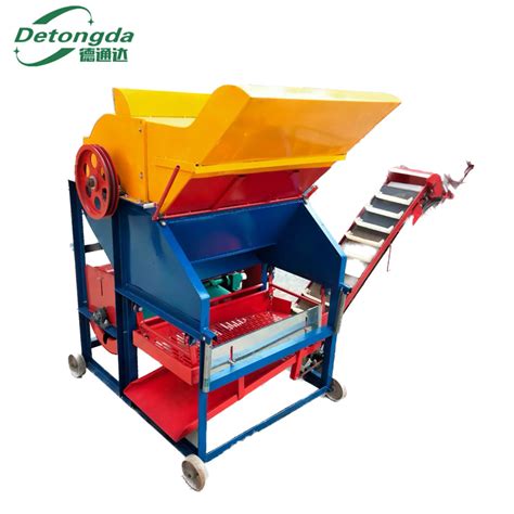 Labor Saving Earthnut Picking Machine Groundnut Picker Peanut