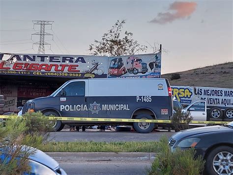 Ataque Armado En Llantera Deja Tres Muertos Y Un Herido En Tijuana Semanario Zeta