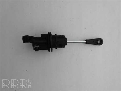 Audi A4 S4 B8 8K Clutch Master Cylinder 8K1721401B EzParts Used