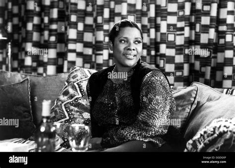 Loretta devine waiting to exhale Black and White Stock Photos & Images ...