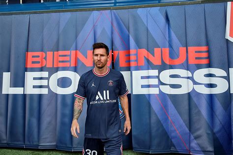 Lionel Messi Listo Para Su Debut Esta Tarde Con Camiseta Del Psg