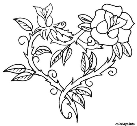 Coloriage saint valentin coeur en forme de fleur Dessin à Imprimer