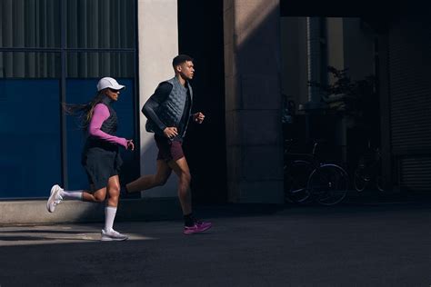 How To Pick The Best Nike Running Jacket For Cold Weather Nike SG