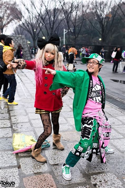 What type or types of gyaru have like brightly... - Gal Coordinates