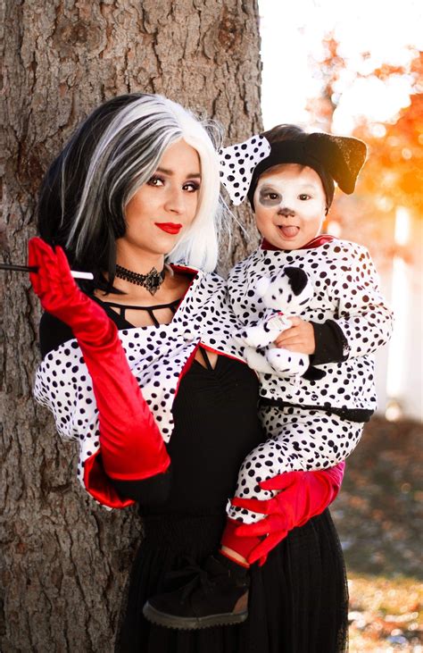 Cruella Deville And Dalmation Costume