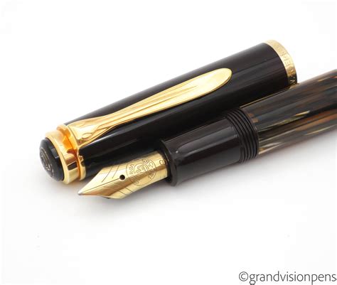 Pelikan M400 Piston Filled Fountain Pen Tortoise Brown 14k B Nib Grand