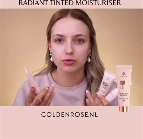 Golden Rose Nude Look Radiant Tinted Moisturiser SPF25 Medium Bol