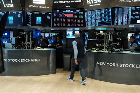 Wall Street Ouvre En Hausse S Duite Par La Th Se De L Atterrissage En