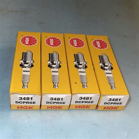 NGK MARINE SPARK PLUG 4 STOCK 3481 P N DCPR6E EBay