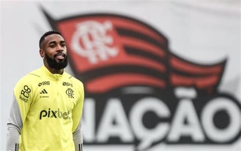 Gerson Celebra Volta Aos Treinos No Flamengo