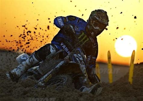 Motocross Le foto più spettacolari del GP del Qatar Motocross Moto it