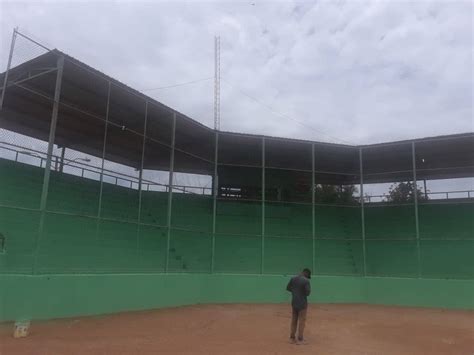 Complejo Deportivo De Spm Contin A En Espera Para Su Remodelaci N El