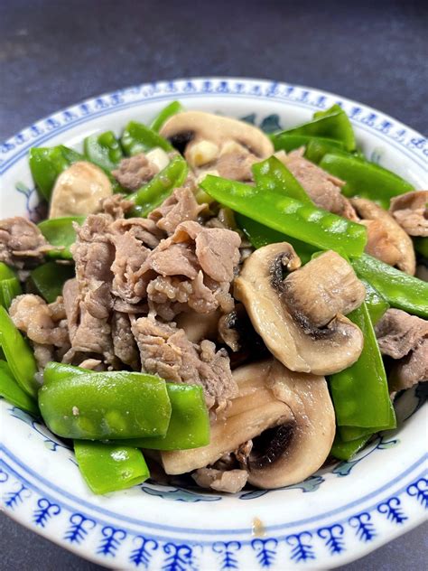 Stir Fry Pork With Snow Peas And Mushrooms • Oh Snap Let S Eat