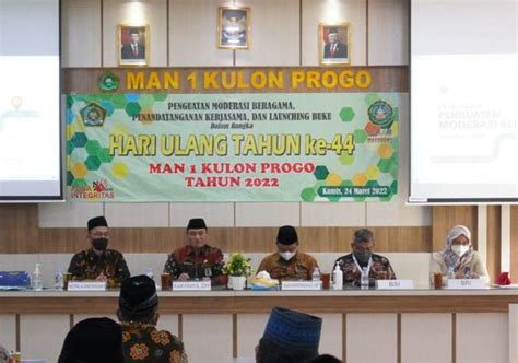 Kakanwil Diy Dan Kakankemenag Kulon Progo Berikan Penguatan Moderasi