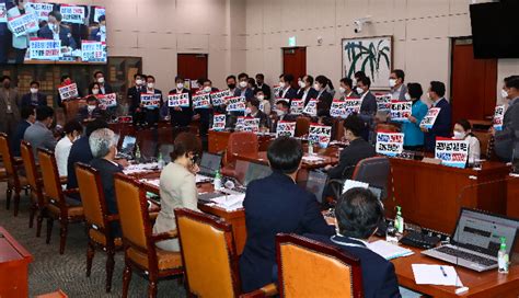 서울외신기자클럽 언론중재법 개정안 여당 강행처리에 ‘소탐대실 비판 대한경제