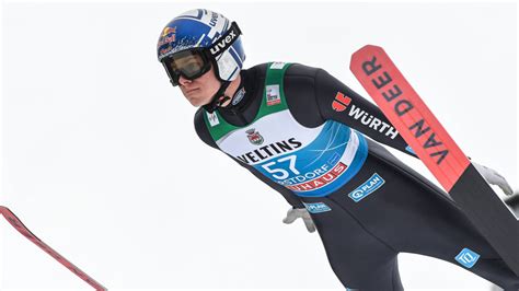 Vierschanzentournee Wellinger Gewinnt Qualifikation In Oberstdorf Vor