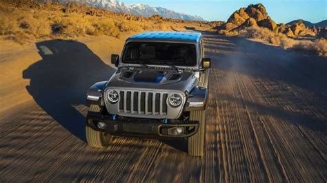 2021 Jeep Wrangler 4xe Debuts With Two Electric Motors 470 Lb Ft