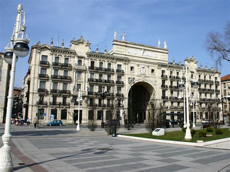 Filesantanderbancosantander Wikimedia Commons