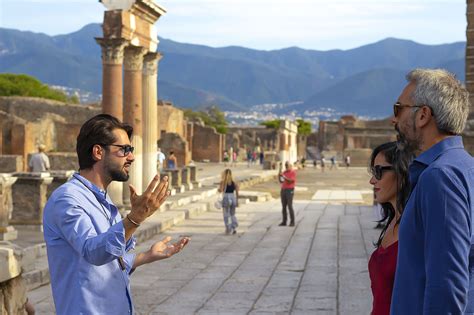 Private Tour Positano Sorrento And Pompeii From Naples