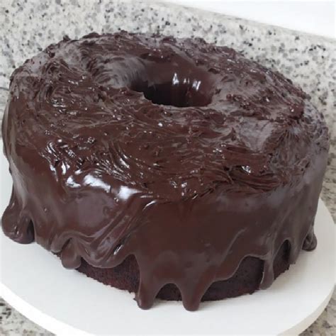 Bolo De Chocolate Com Cobertura Extra Cremosa Veja A Receita