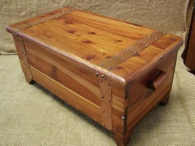 Vintage Miniature Cedar Chest Antique Box Boxes Wood