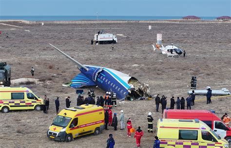 O rachetă rusească ar fi provocat prăbușirea avionului Azerbaijan