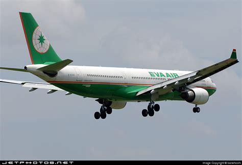 B 16306 Airbus A330 203 Eva Air Kanehoshi JetPhotos