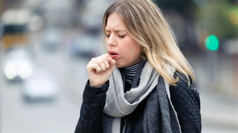 Comment traiter une toux persistante de façon naturelle