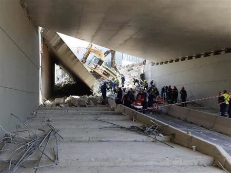 Dramma In Grecia Crolla Ponte Vicino Patrasso Diverse Persone