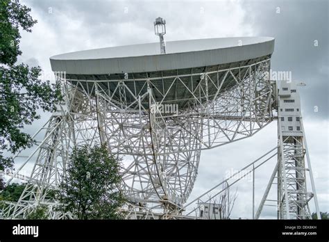 Jodrell Bank Telescope in Cheshire Stock Photo - Alamy