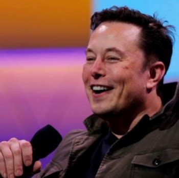 Elon Musk Used His 'SNL' Monologue To Reveal He Has Aspergers