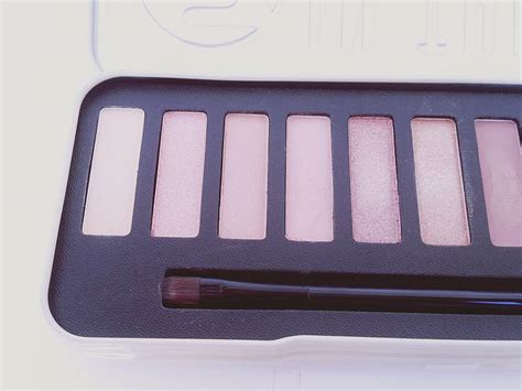 W7 Cosmetics In the Nude Paleti İncelemesi PEMBE DÜNYAMM Makyaj Moda ve Yaşam Blogu