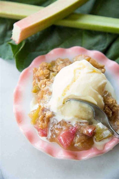 Simple Rhubarb Crisp The Kitchen Magpie