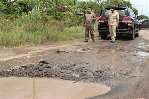 Gak Hanya Lampung Daftar Provinsi Di Indonesia Yang Banyak Jalan Rusak