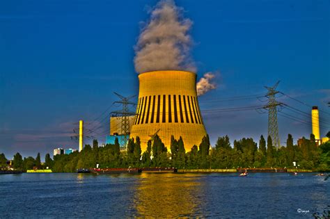 Heizkraftwerk Reuter West Foto & Bild | industrie und technik ...