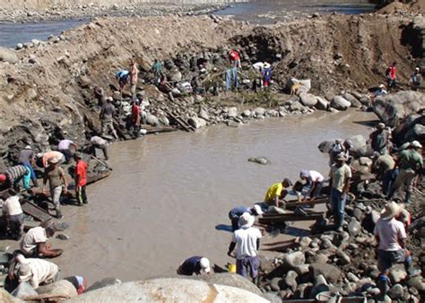 La minería ilegal en Colombia En este espacio estare compartiendo