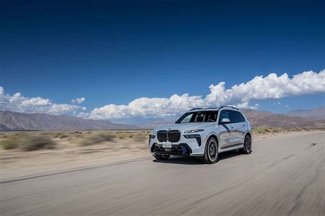 BMW X7 XDrive40i Looks Sporty In Brooklyn Grey