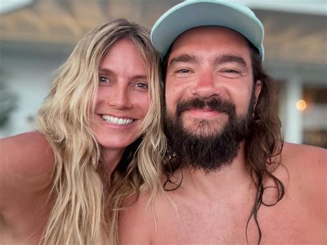 Heidi Klum Goes Topless On The Beach While Celebrating Anniversary With