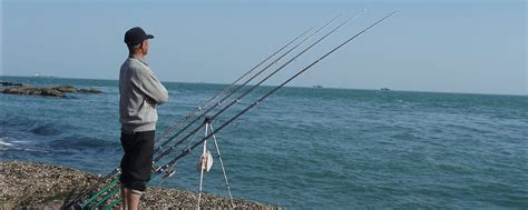 夏季钓鱼的最佳时间夏季钓鱼的技巧 农敢网