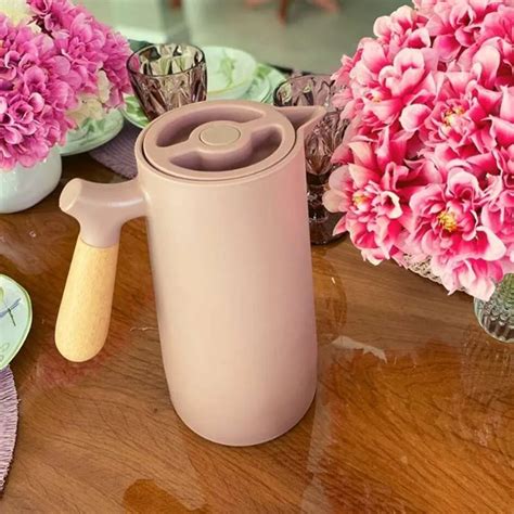 Garrafa Térmica Nórdica Nude Cabo Madeira 1 Litro você compra na Reviva Home