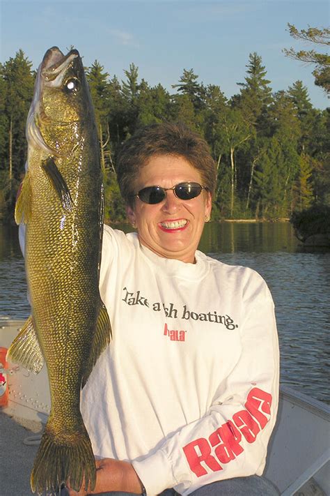 Trophy Fishing At Green Island Lodge Northern Ontario Travel