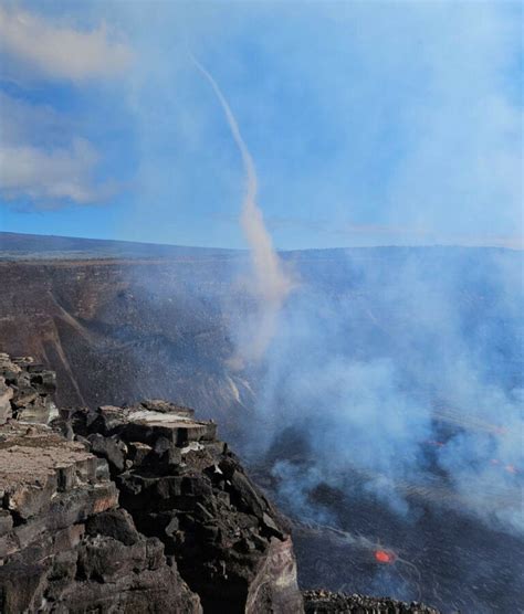 Video Kilauea Volcano Eruption Update Wind Vortex New Map