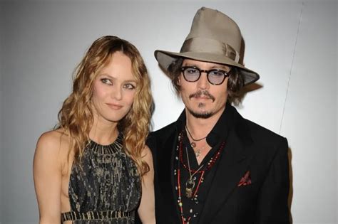 Procès de Johnny Depp et Amber Heard le geste incroyable de Vanessa