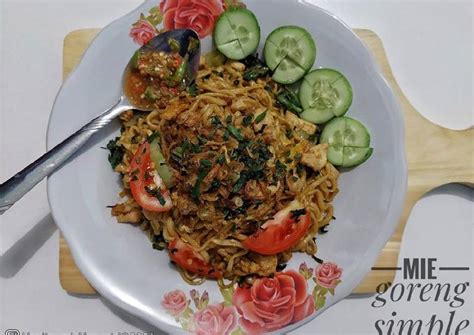 Resep Mie Goreng Simple Oleh Nency Tri Novitasari Cookpad