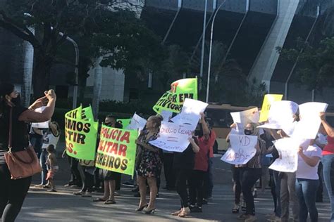 Lojistas Fazem Protesto Por Revitaliza O Do Setor Comercial Sul