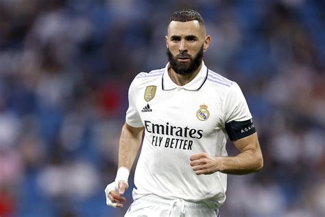 Liga Sortie réussie pour Benzema au Real Madrid Foot 01