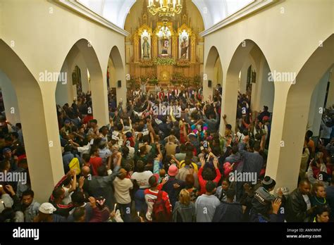 San Lazaro Church Hi Res Stock Photography And Images Alamy