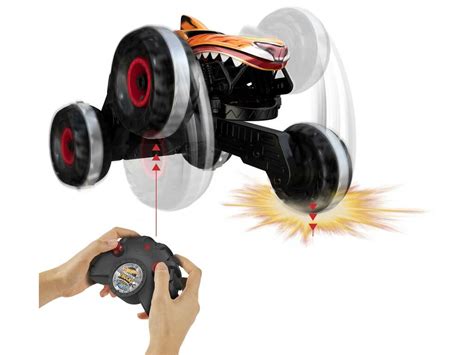 Hot Wheels Monster Trucks HW Unstoppable Tiger Shark Radio Control Mattel HGV Juguetilandia