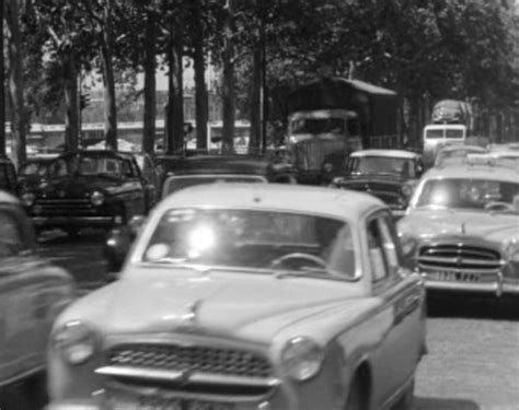 IMCDb org 1955 Peugeot 403 Berline Grand Luxe in La Seine a rencontré