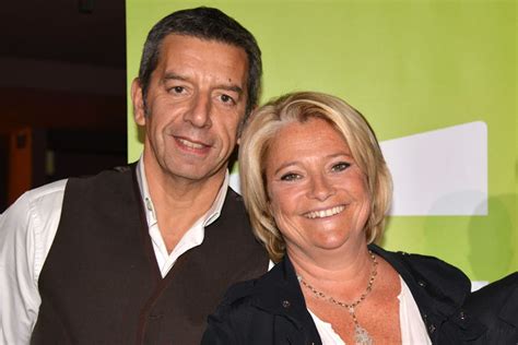 Michel Cymes Et Marina Carrère Dencausse